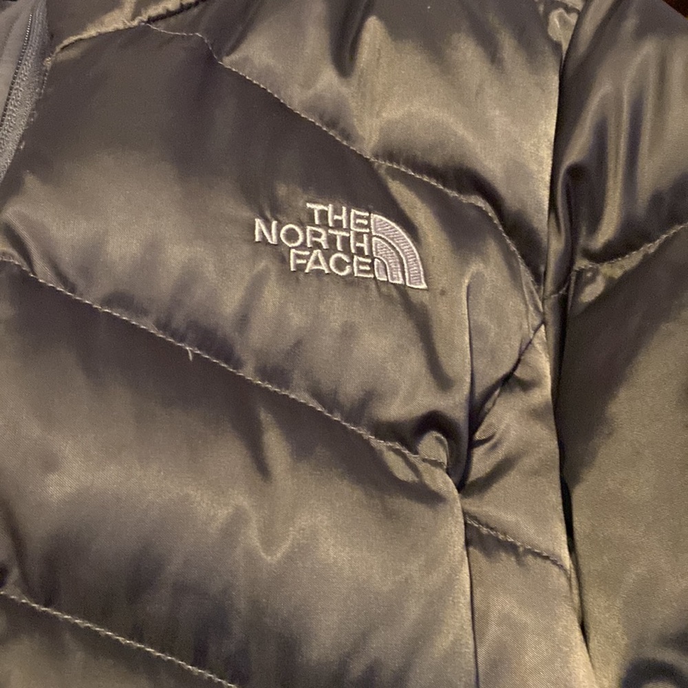 North face jacket - Picture 2 of 3